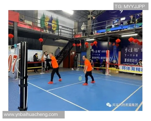 重庆羽毛球队与深圳羽毛球队赛后复盘分析比赛经验与战术策略探讨